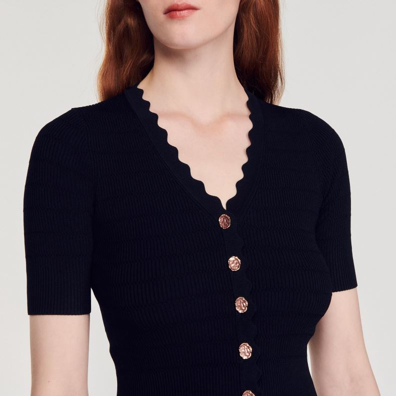 jp Sandro Paris 女性 派手なボタンが付いたニットセーター 黒 20D4B249 衣服